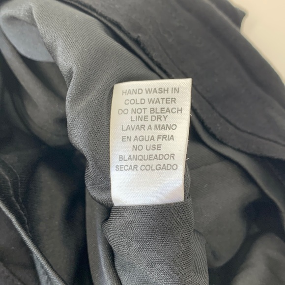 NWT ENTRO Black wrap skort skirt w/ shorts style Sz Small -has pockets!! - Picture 6 of 10